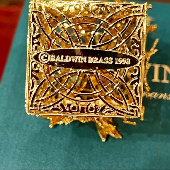 Vintage Baldwin Brass Elegant Gift Box Ornament 24KT Gold Finish 1998 - Picture 8 of 10